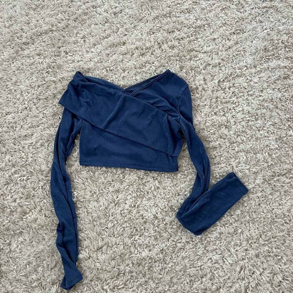 going out long sleeve top